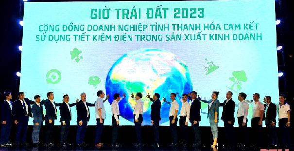 VACNE[-]phối[-]hợp[-]với[-]các[-]đơn[-]vị[-]của[-]tỉnh[-]Thanh[-]Hóa[-]tổ[-]chức[-]Lễ[-]phát[-]động[-]hưởng[-]ứng[-]Chiến[-]dịch[-]Giờ[-]Trái[-]đất[-]năm[-]2023